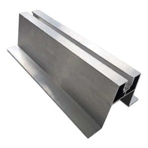 Ponte trapezoidal inclinada com vedante EPDM H63 L330 – adaptador de telhado PV em alumínio