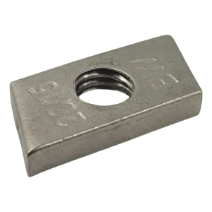 Inserto roscado M8 tipo 28/15 aço inoxidável A2 para perfis PV