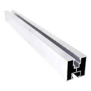 Perfil de montagem PV em alumínio 40×40 mm / 625 cm – para parafusos sextavados M10