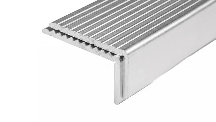 Cantoneira de alumínio de abas desiguais 40×20×2,6 mm – perfil L, comprimento 2000 mm 001-702 (3)