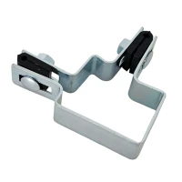 Abraçadeira de canto para painéis de vedação 40x60 mm galvanizada