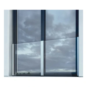 Kozza KB5100 – varanda francesa em alumínio H1100 mm, vidro 16–17,52 mm, anodização mate